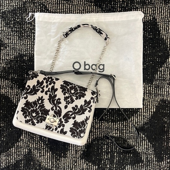 Black and White Floral Shoulder Bag with Chain Strap - Picture 1 of 8